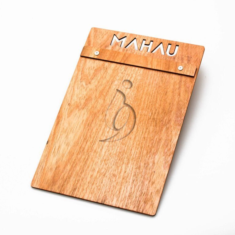 Cardápio de madeira fechado deitado m3
